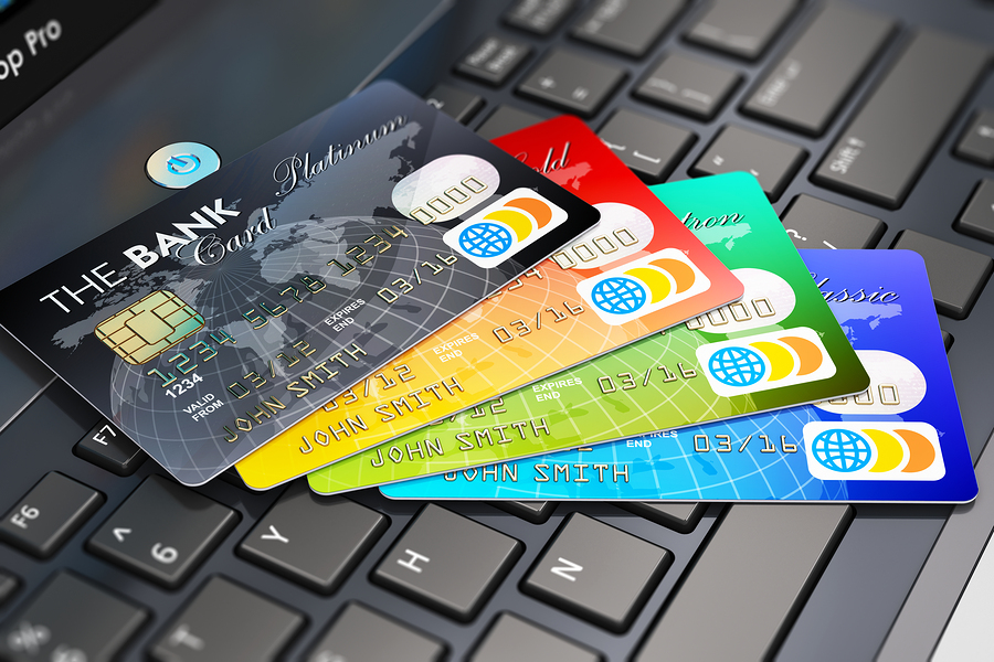 Можно ли расплачиваться кредитной картой в интернете?